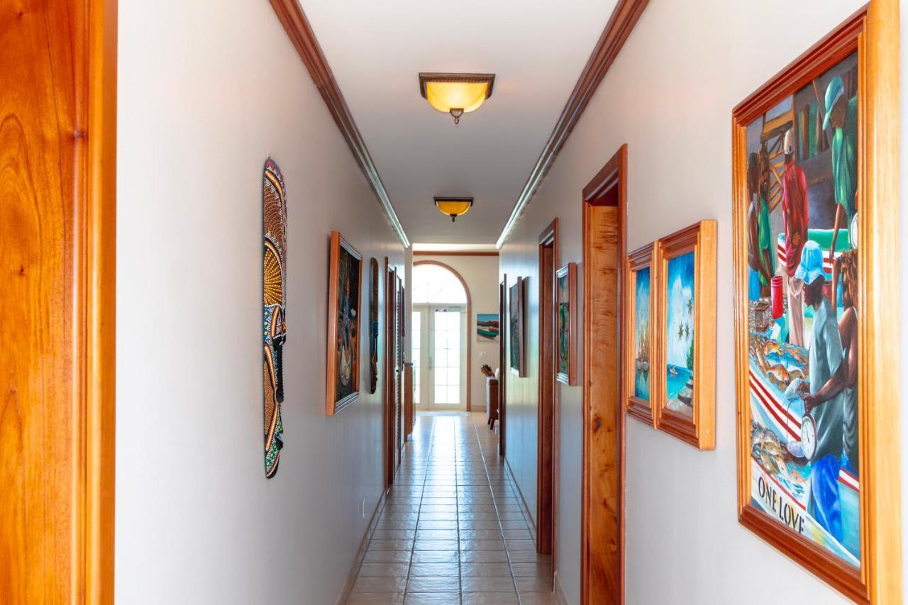 Tara Del Sol Resort San Pedro  Buitenkant foto
