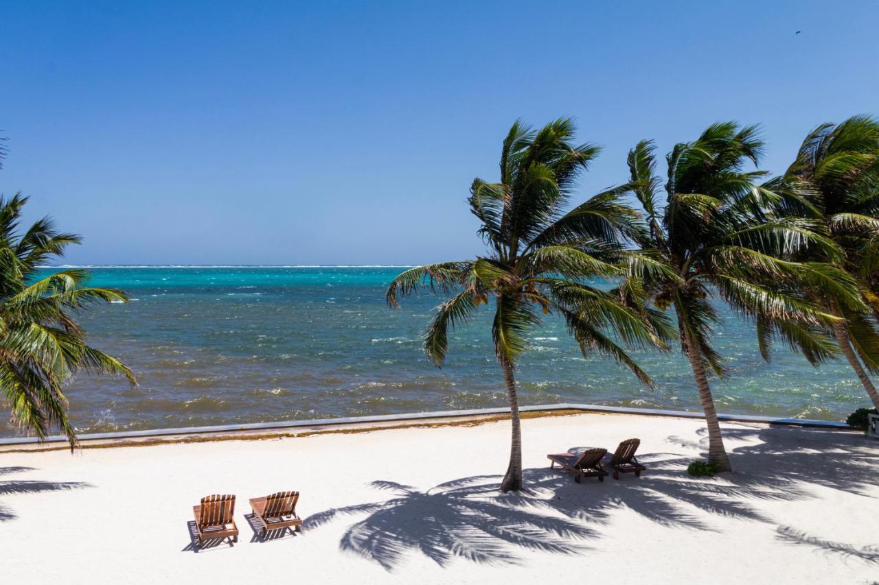 Tara Del Sol Resort San Pedro  Buitenkant foto