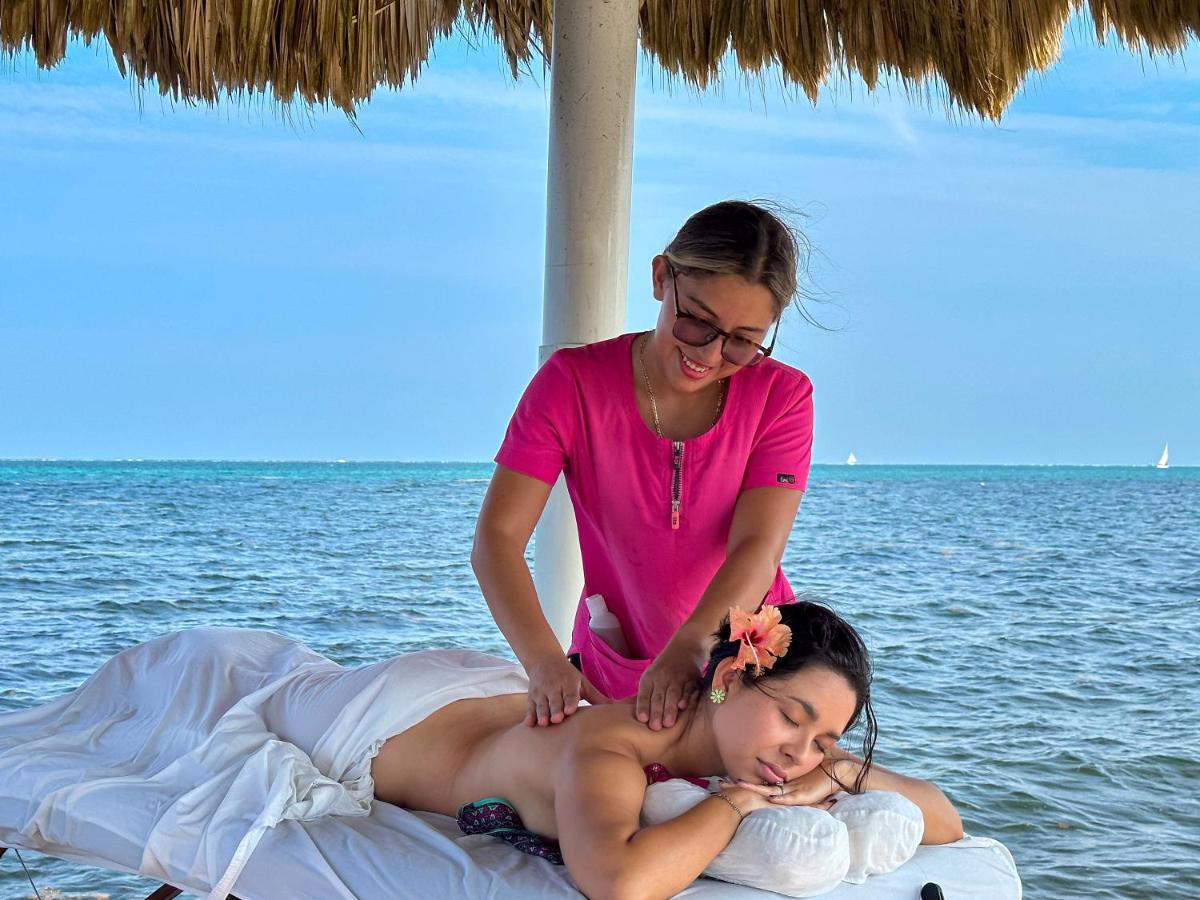Tara Del Sol Resort San Pedro  Buitenkant foto