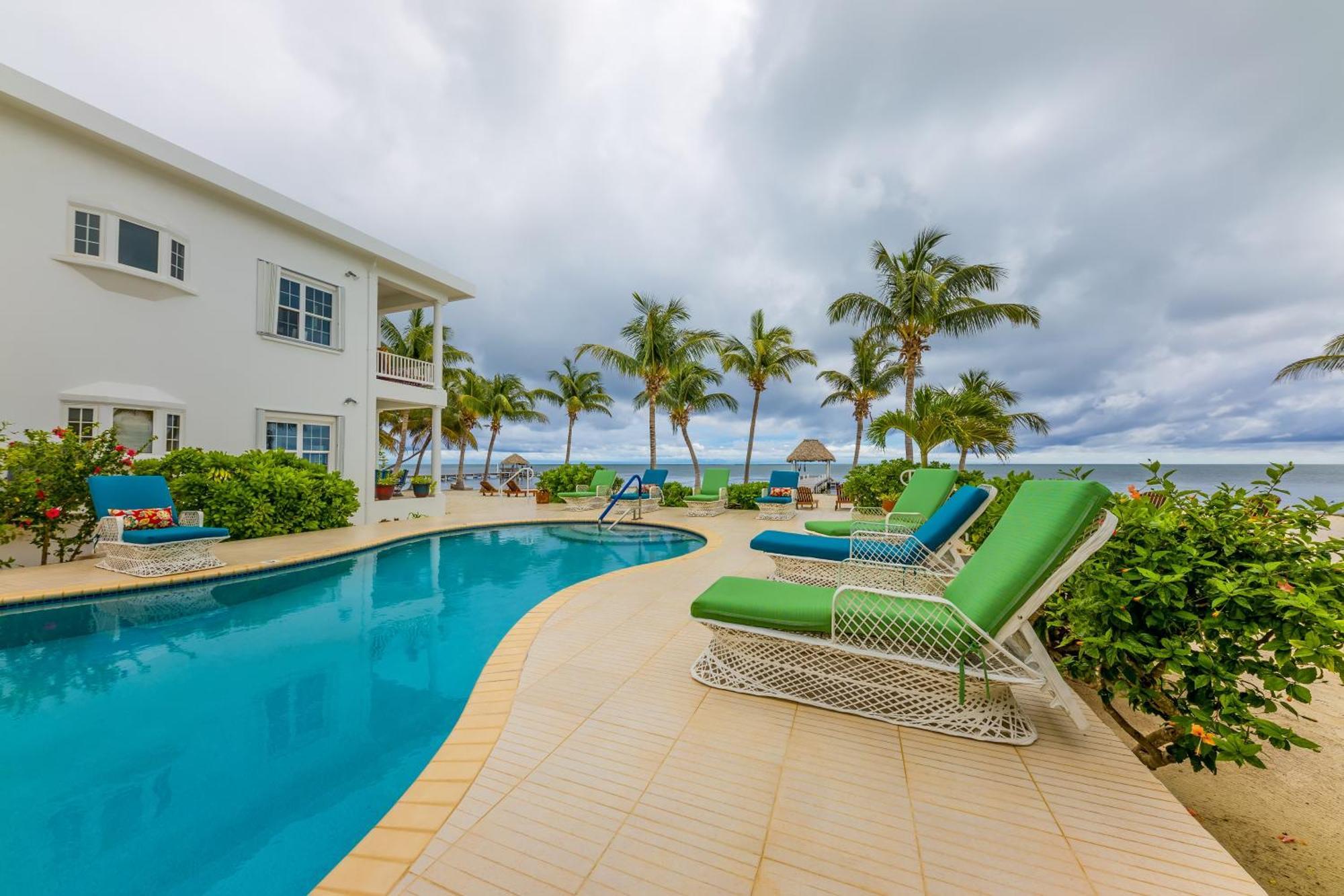 Tara Del Sol Resort San Pedro  Buitenkant foto